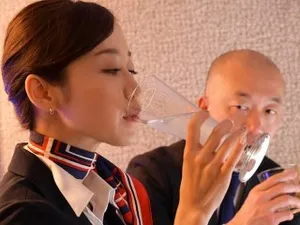 đi ăn gặp em phục vụ đáng yêu và cái kết sung sướng