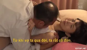 [Bạn học tương phản], một nữ sinh trông giống Trịnh Sảng, anh chàng chuyên nghiệp trong đào tạo, vỗ mông cô, bào ngư hồng