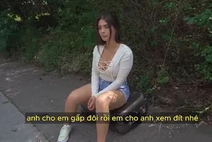 Cô thư ký hết hồn khi thấy củ khoai to của sếp